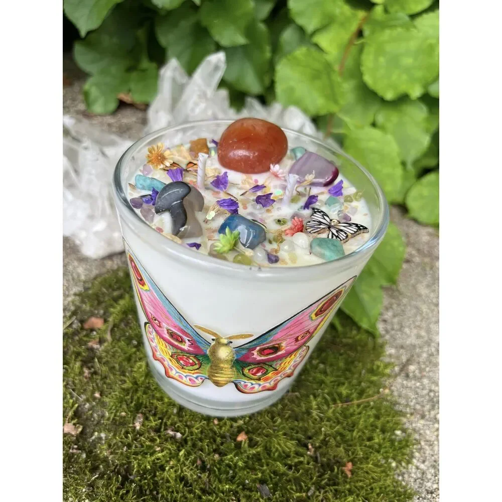 Summer Meadows Ritual Candle - Picture 2 of 3